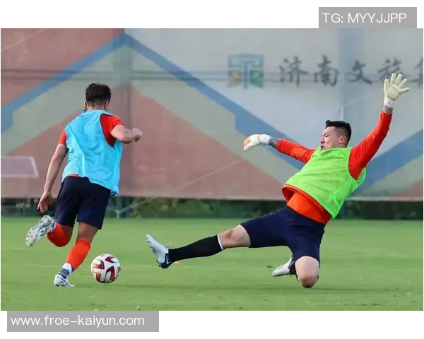 泰山队今天从头集结，全力备战中超收官之战